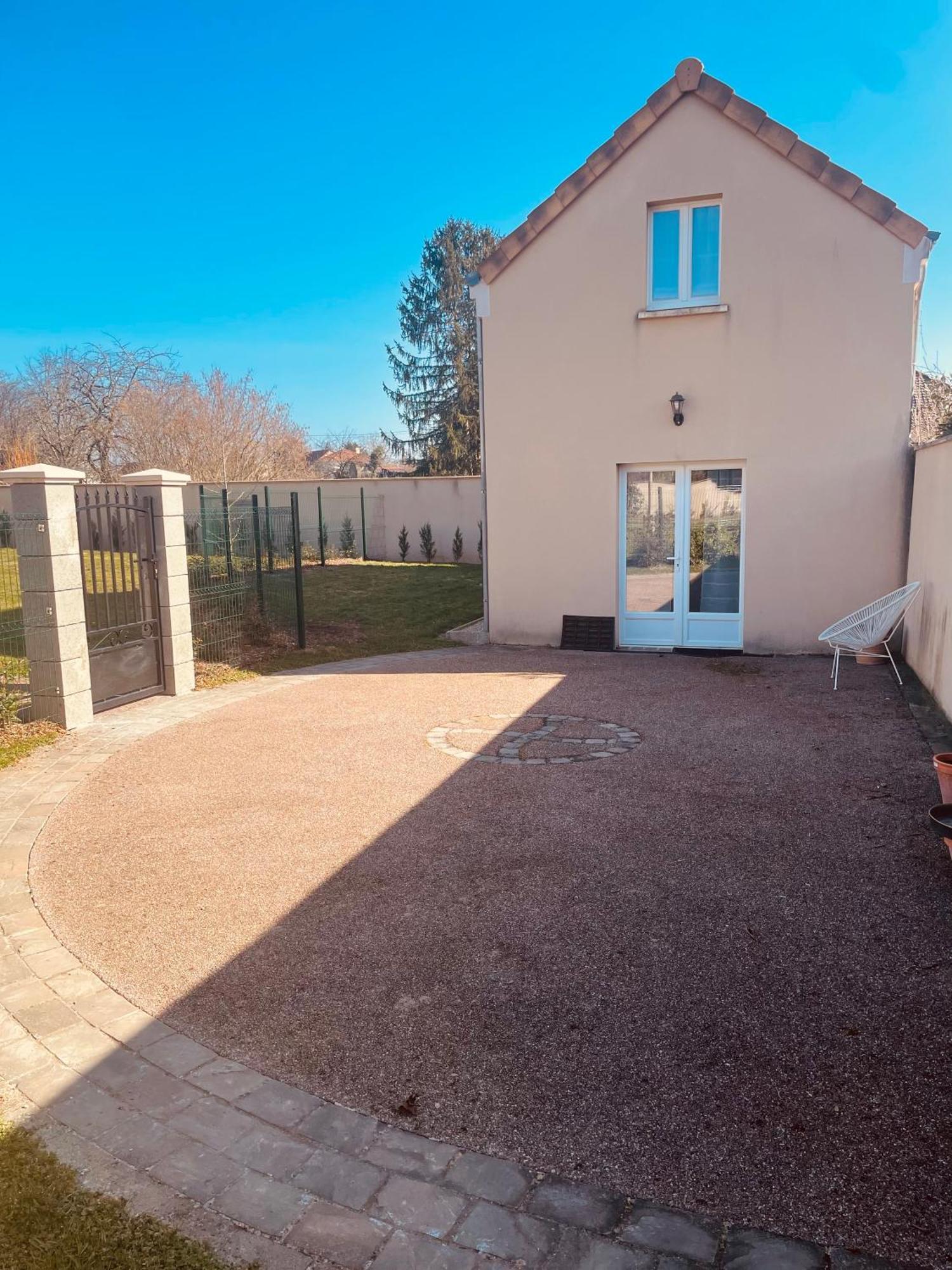 Le Clos D Emilie Hébergement de vacances Saint-Marcel (Indre)