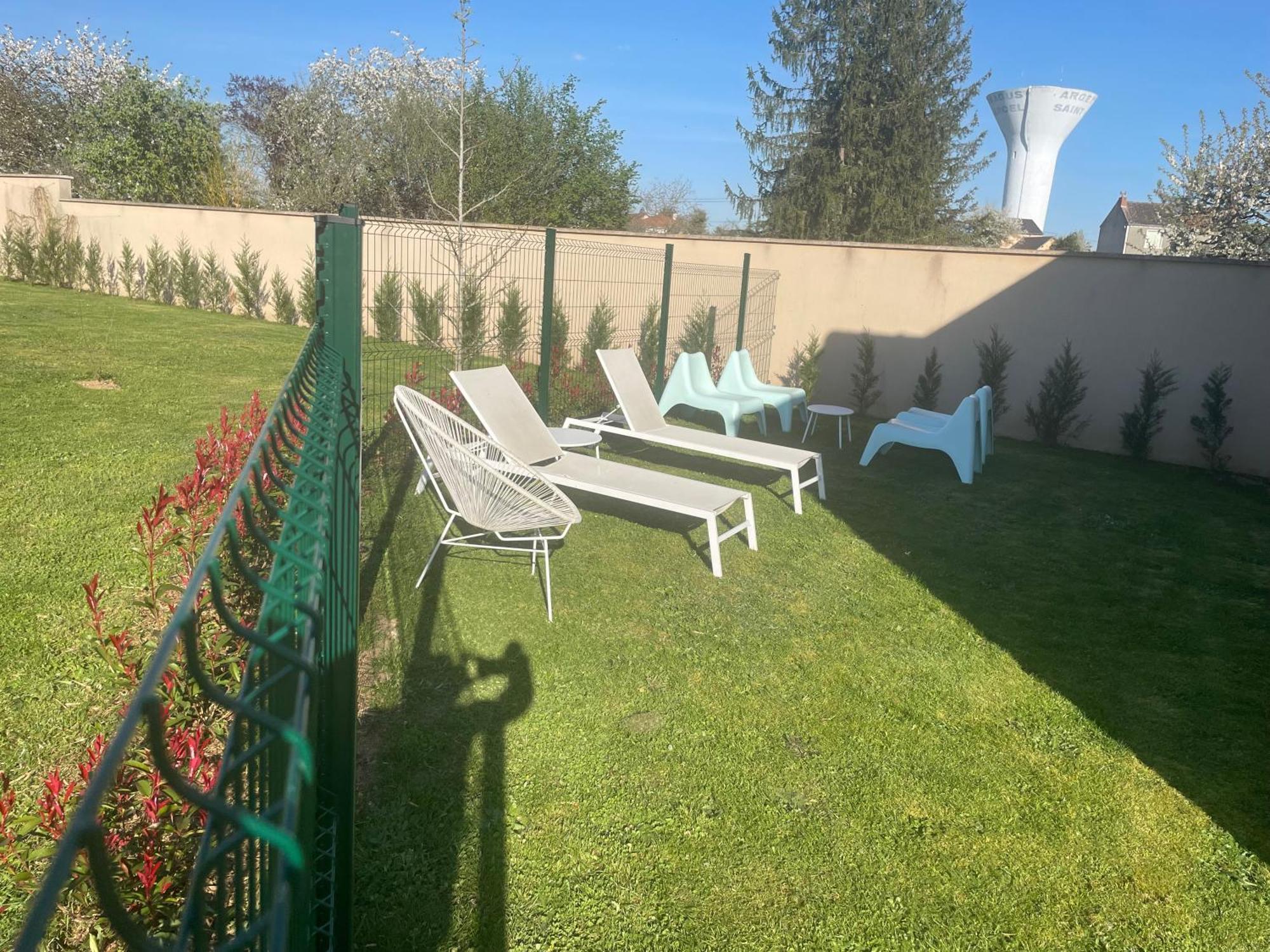 Le Clos D Emilie Hébergement de vacances *