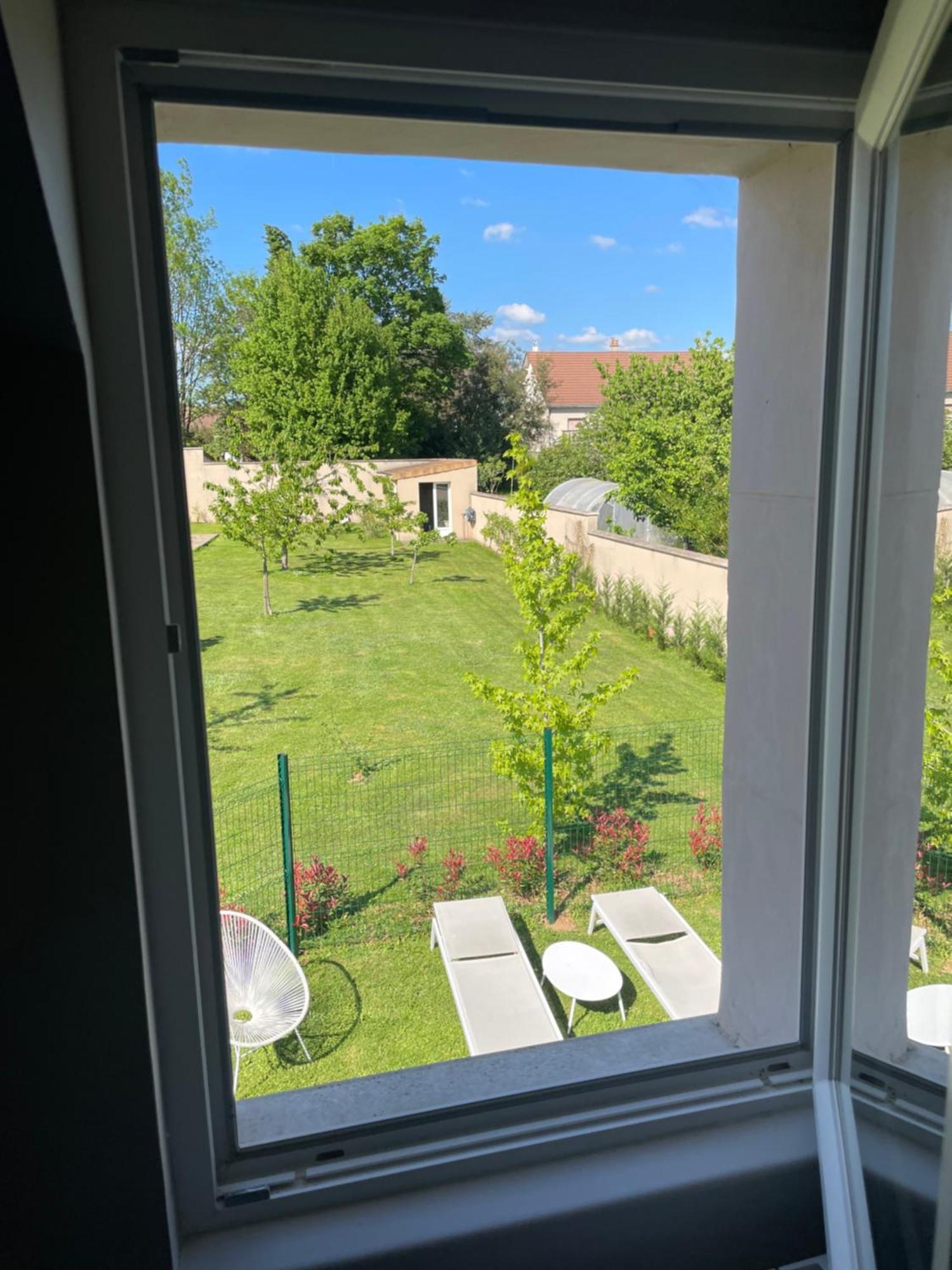 Le Clos D Emilie Hébergement de vacances *