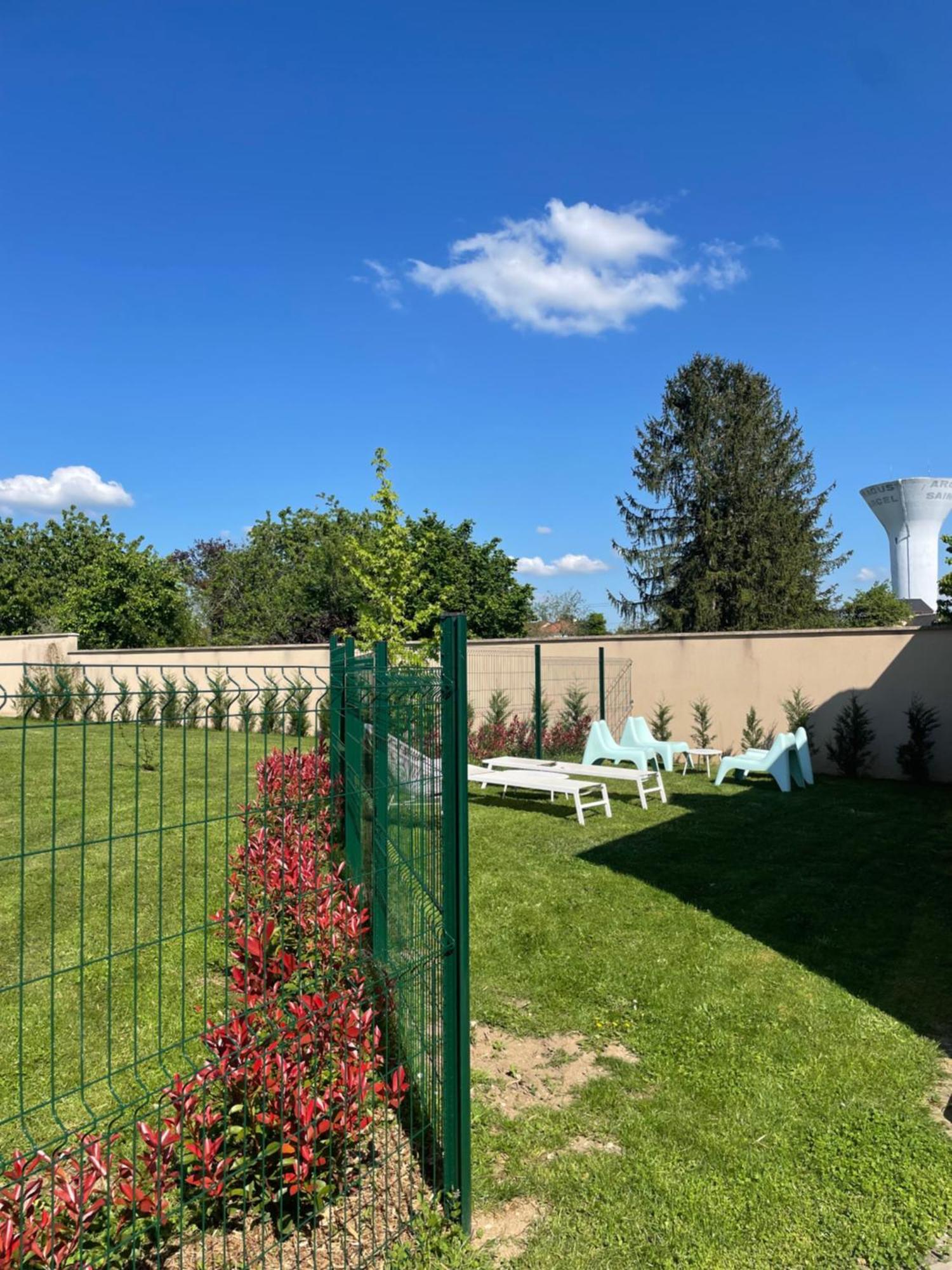 Le Clos D Emilie